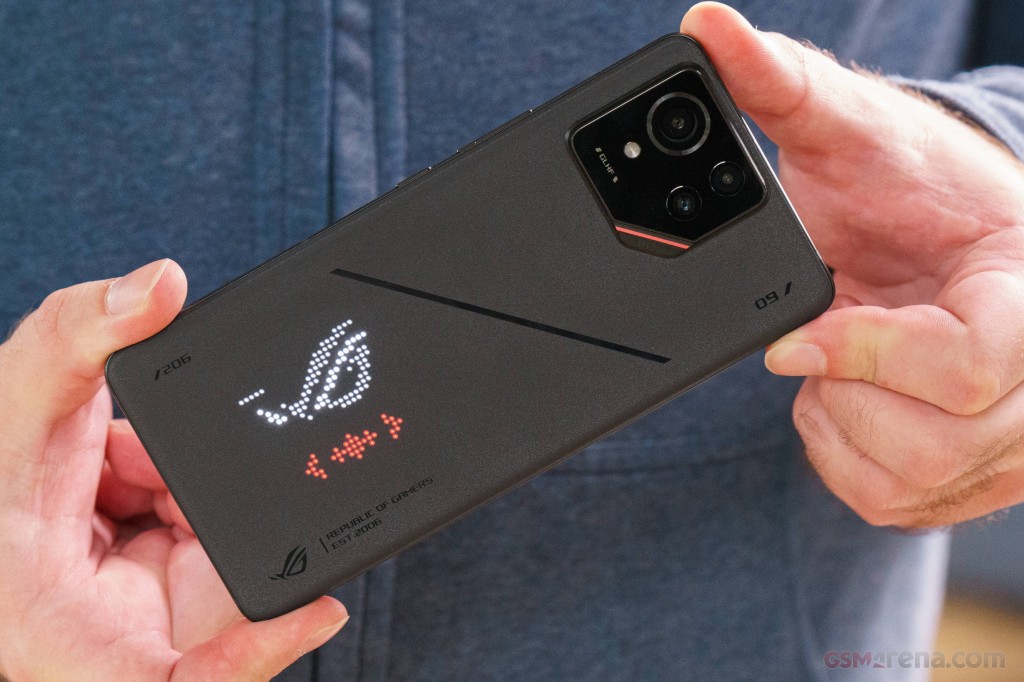 Asus ROG Phone 9 Pro hands-on photo 55