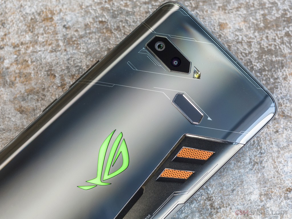 Asus ROG Phone ZS600KL hands-on photo 4