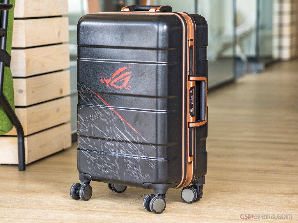 Asus ROG Phone ZS600KL hands-on photo 7