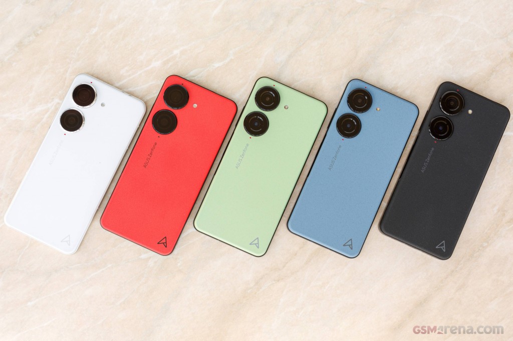 Asus Zenfone 10 hands-on photo 1