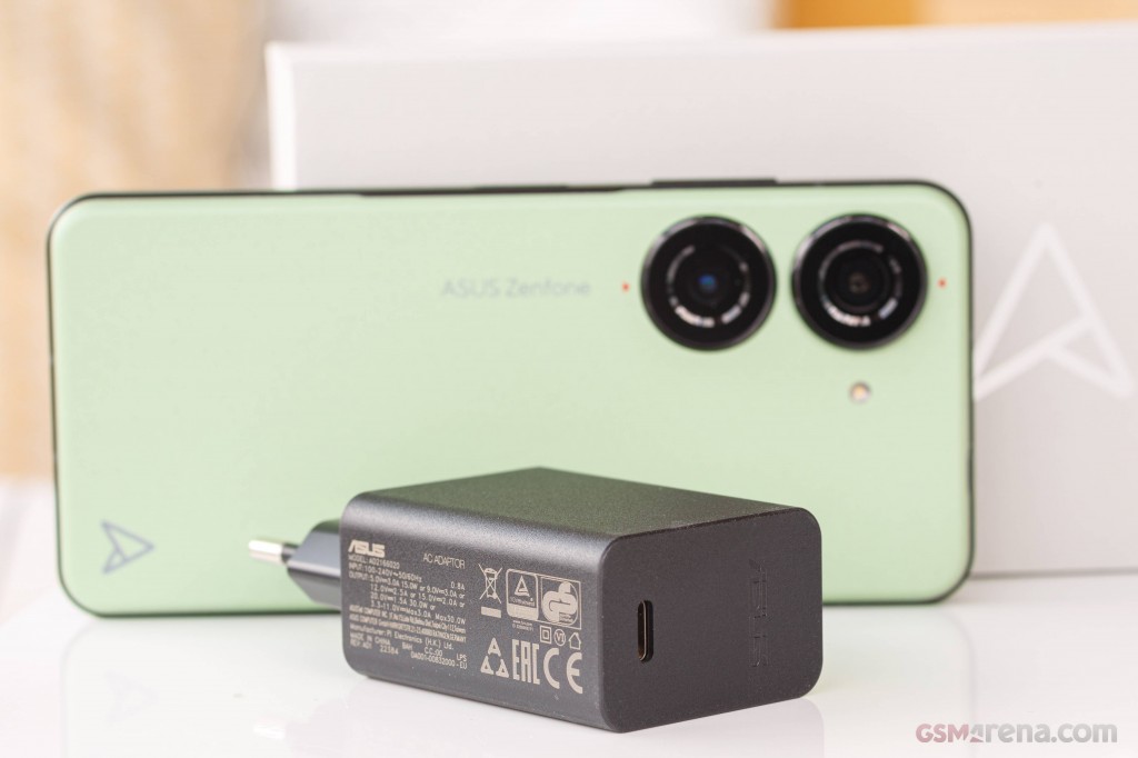 Asus Zenfone 10 hands-on photo 8
