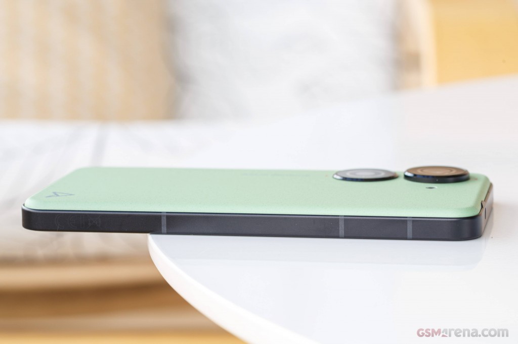 Asus Zenfone 10 hands-on photo 13