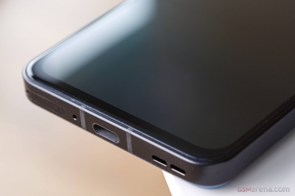 Asus Zenfone 10 hands-on photo 19