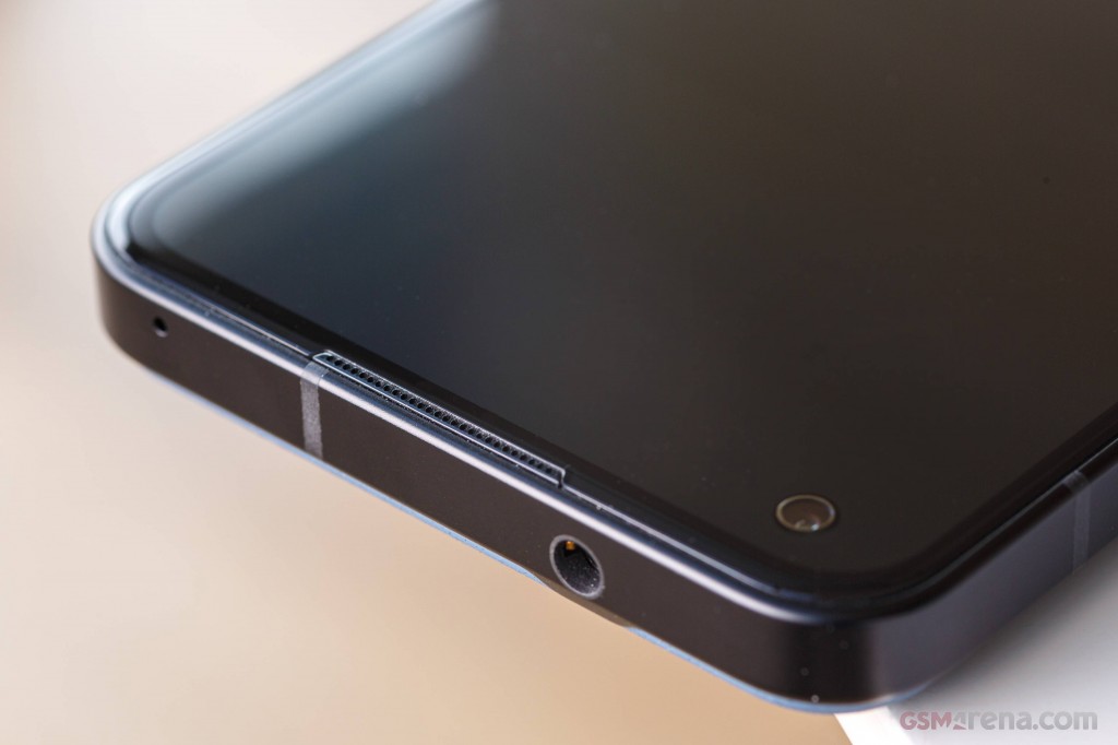 Asus Zenfone 10 hands-on photo 20