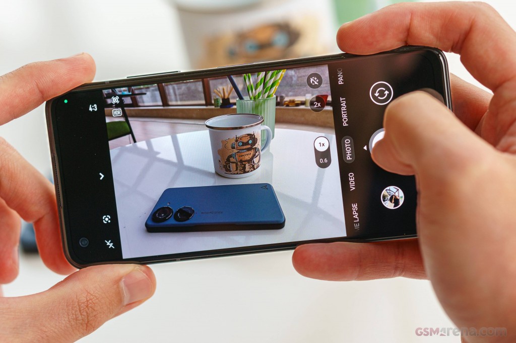 Asus Zenfone 10 hands-on photo 25