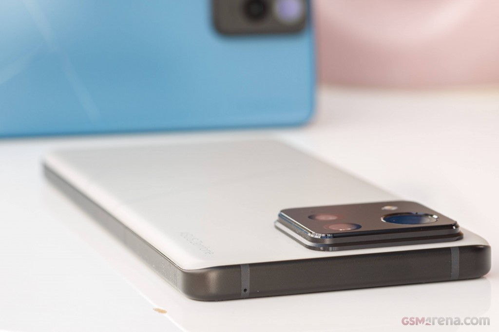 Asus Zenfone 11 Ultra hands-on photo 9