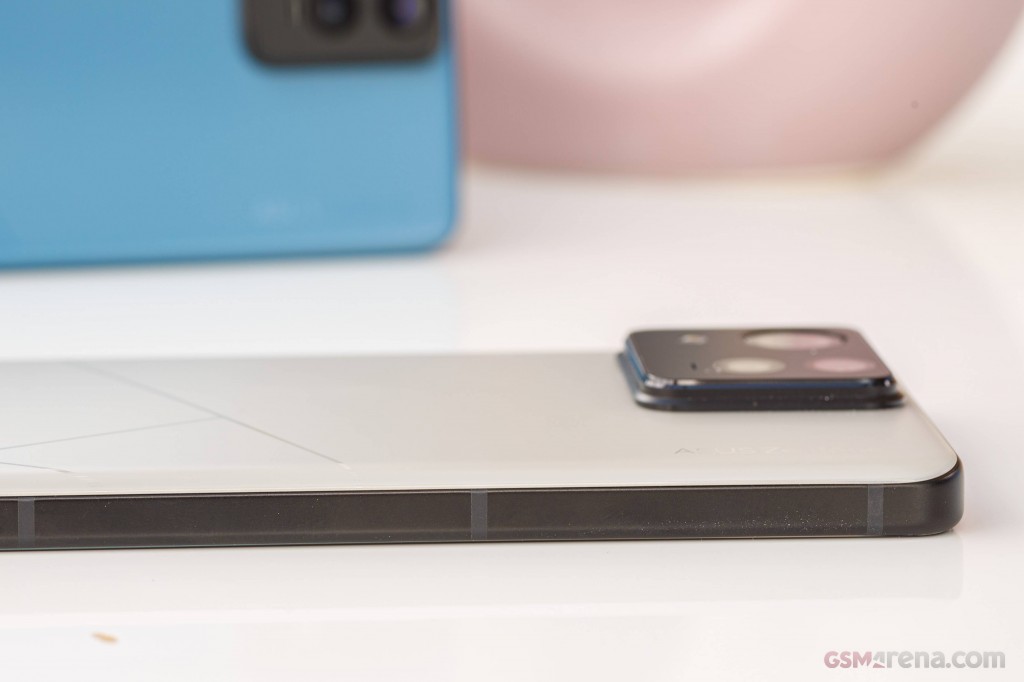 Asus Zenfone 11 Ultra hands-on photo 10