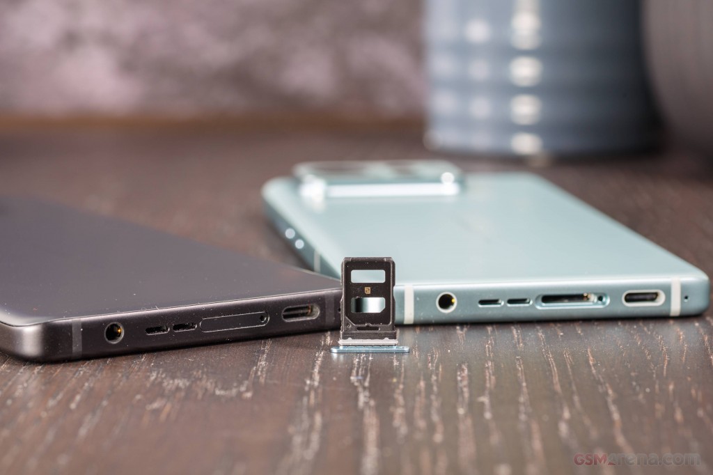 Asus Zenfone 12 Ultra hands-on photo 11