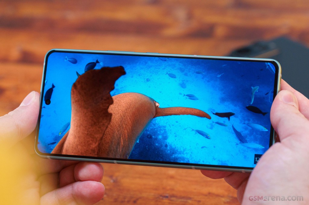 Asus Zenfone 12 Ultra hands-on photo 21