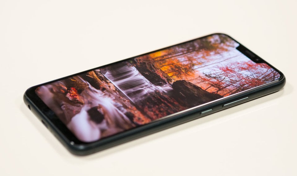 Asus Zenfone 5z ZS620KL view 6