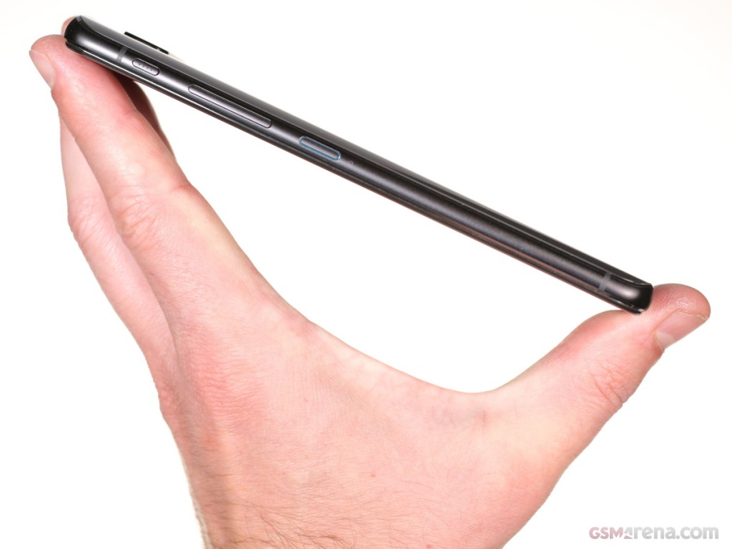Asus Zenfone 6 ZS630KL hands-on photo 13