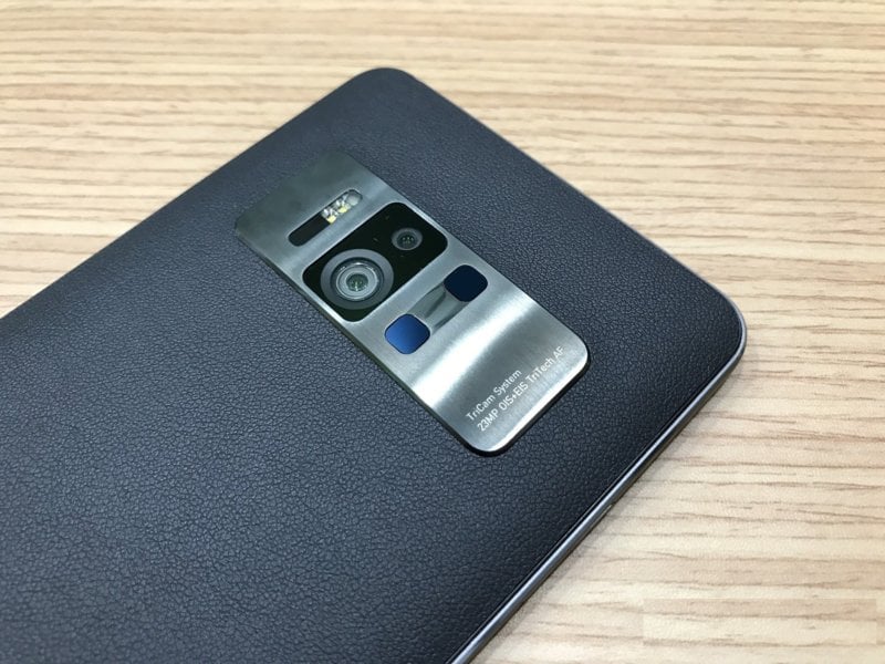 Asus Zenfone AR ZS571KL view 6