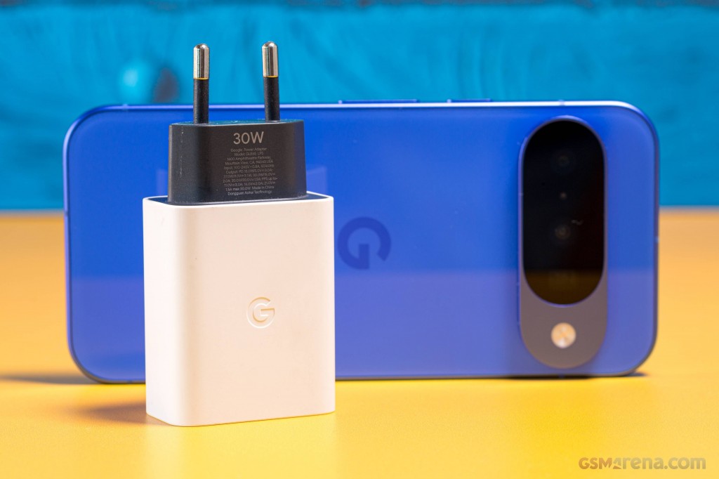 Google Pixel 10 hands-on photo 1