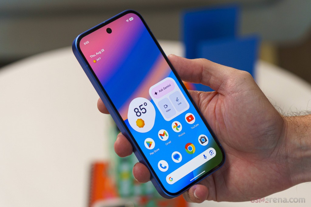 Google Pixel 10 hands-on photo 13
