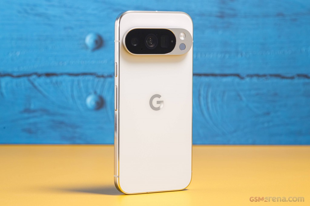 Google Pixel 10 Pro hands-on photo 4