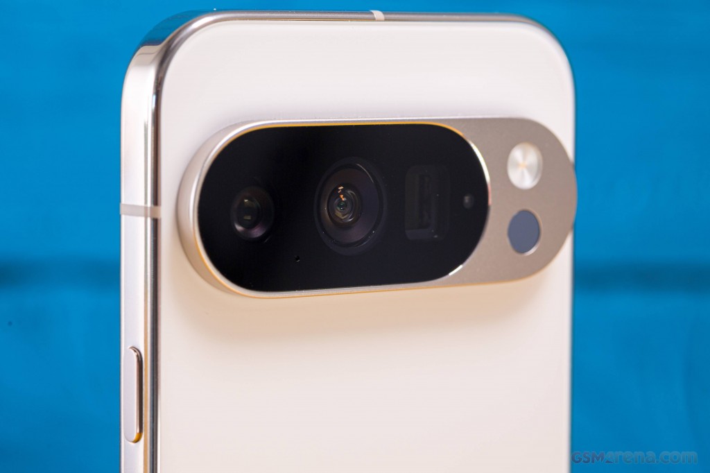 Google Pixel 10 Pro hands-on photo 8