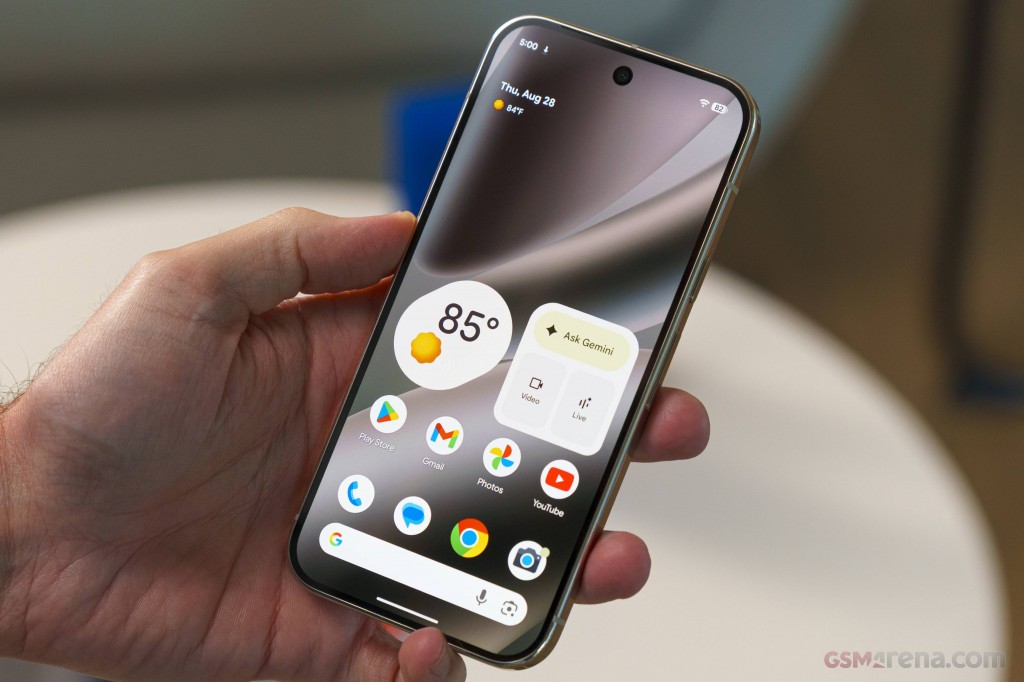 Google Pixel 10 Pro hands-on photo 18