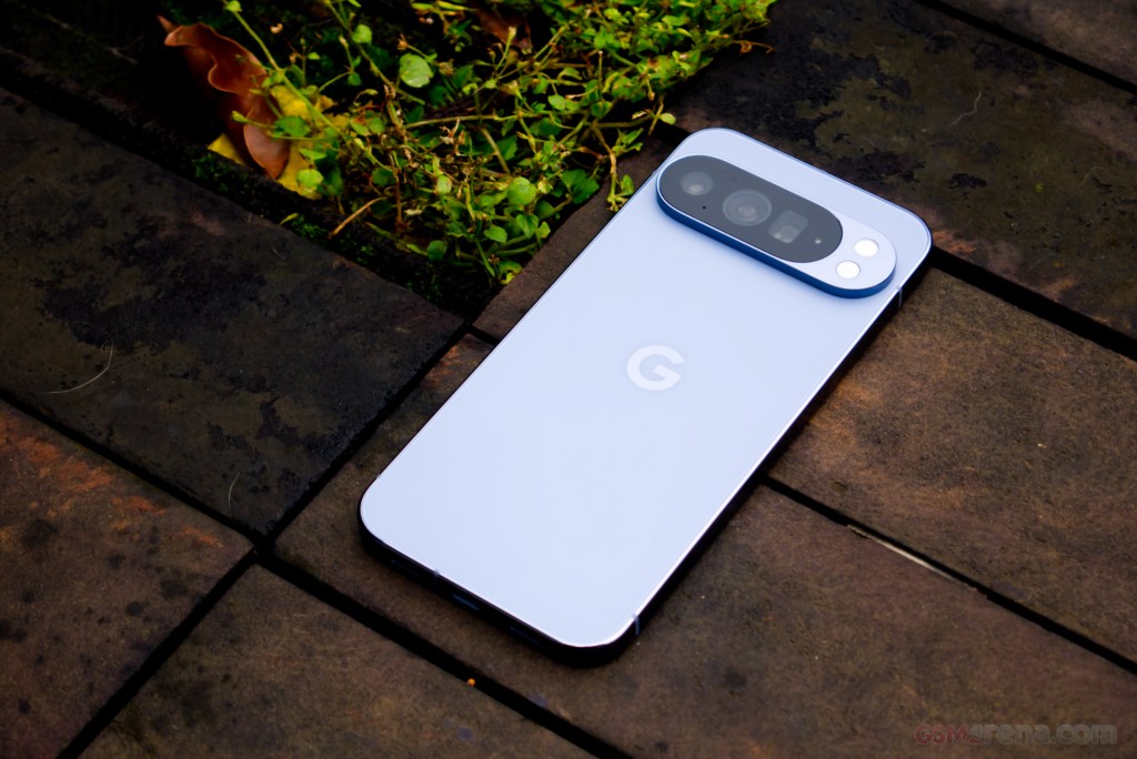 Google Pixel 10 Pro XL hands-on photo 1