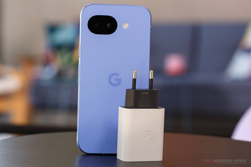 Google Pixel 10a hands-on photo 2