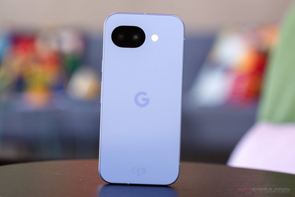 Google Pixel 10a hands-on photo 3