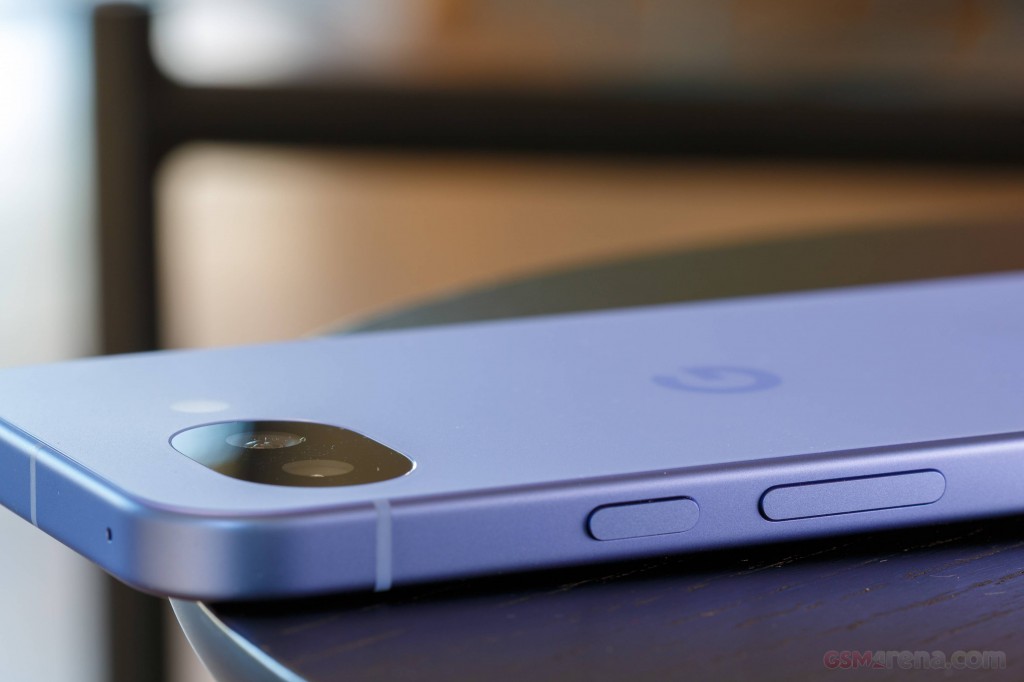 Google Pixel 10a hands-on photo 11