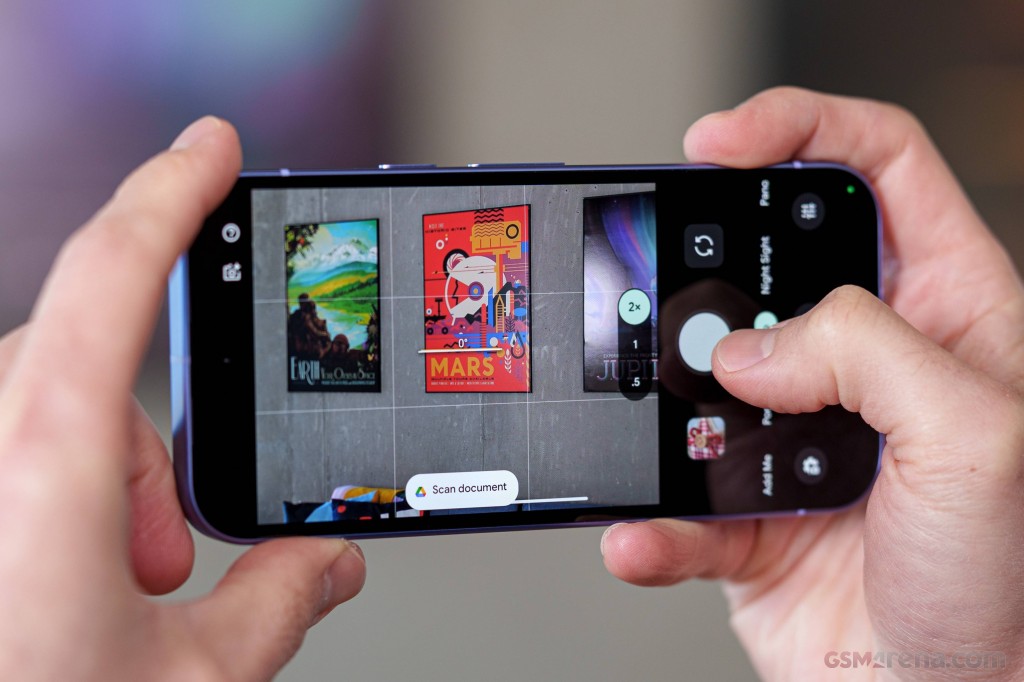 Google Pixel 10a hands-on photo 15