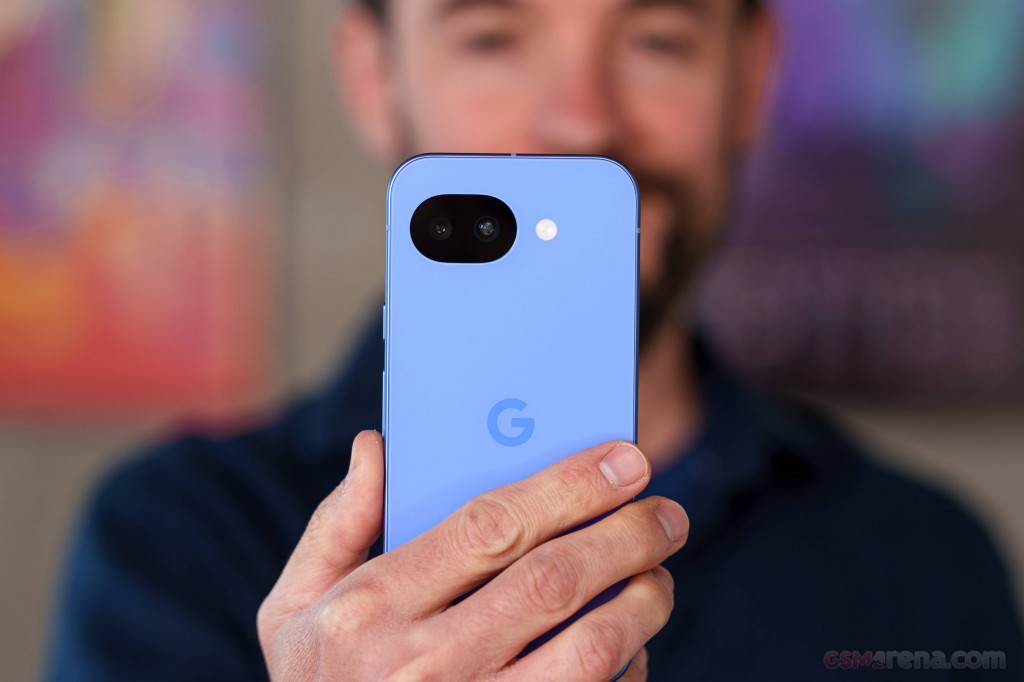 Google Pixel 10a hands-on photo 16