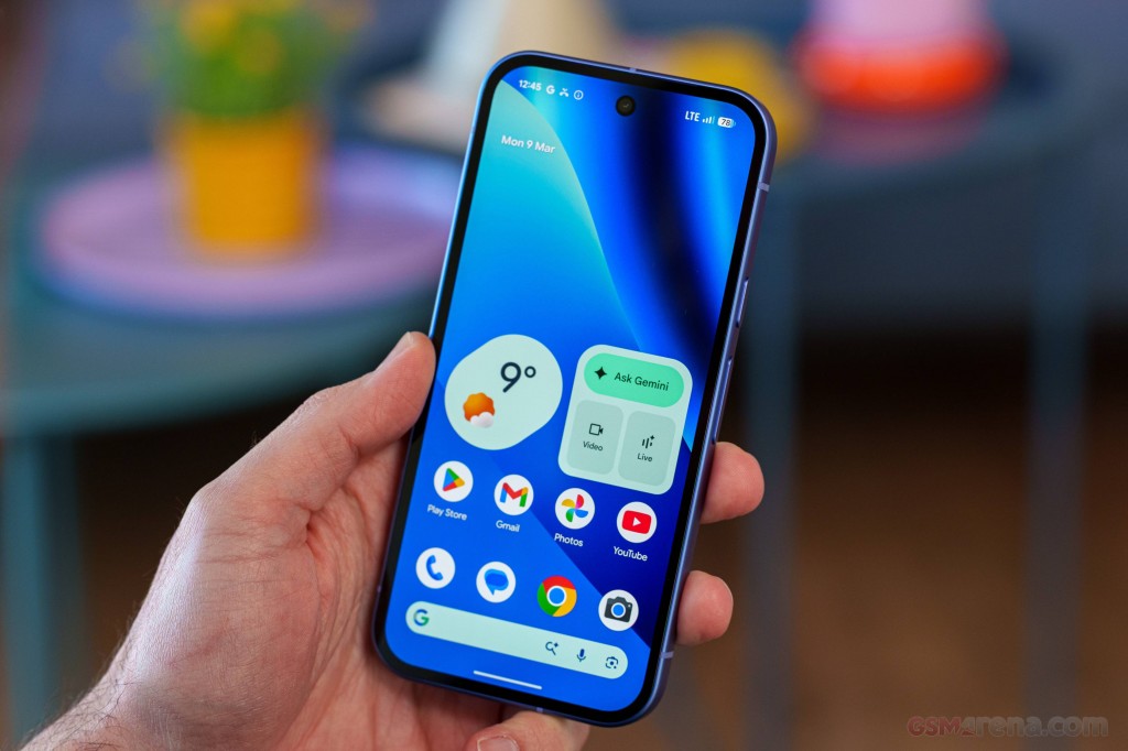 Google Pixel 10a hands-on photo 18
