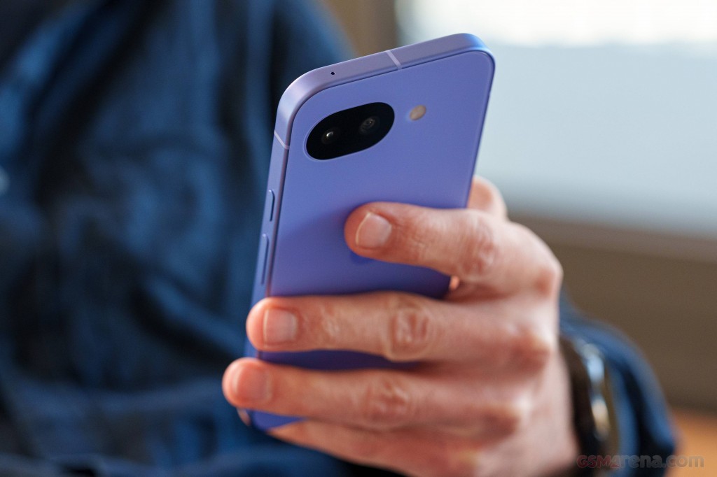 Google Pixel 10a hands-on photo 24