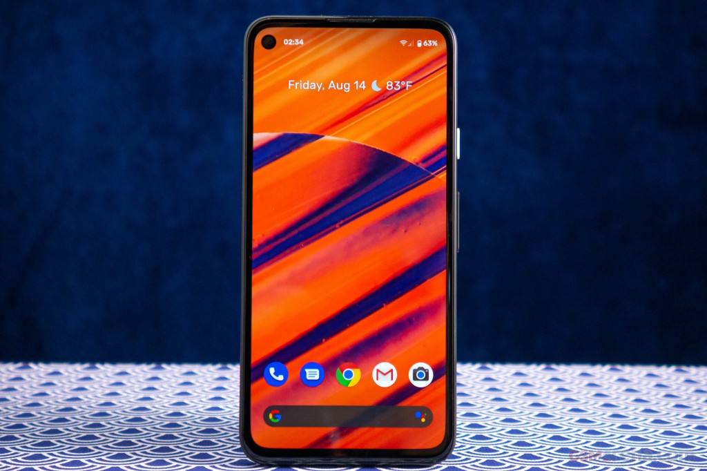 Google Pixel 4a hands-on photo 17