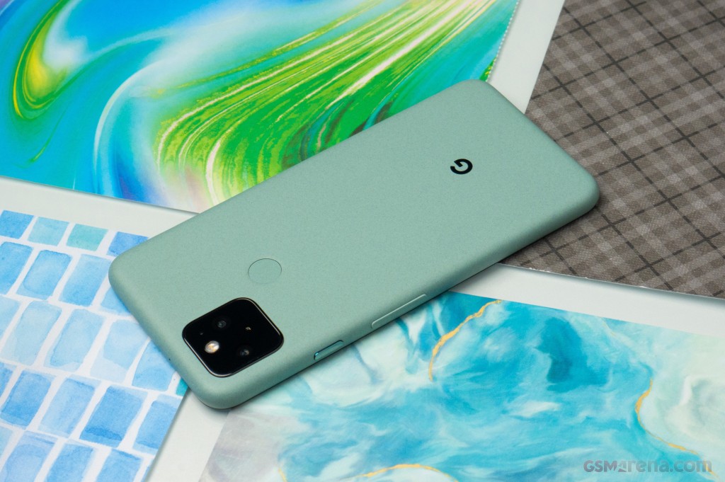 Google Pixel 5 hands-on photo 3