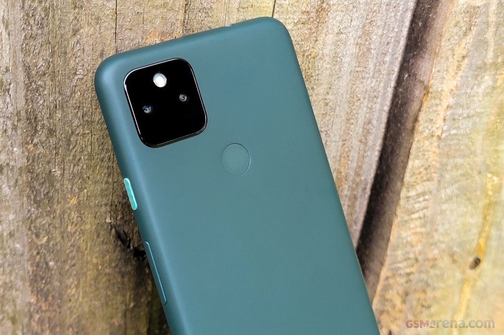 Google Pixel 5a 5G hands-on photo 2