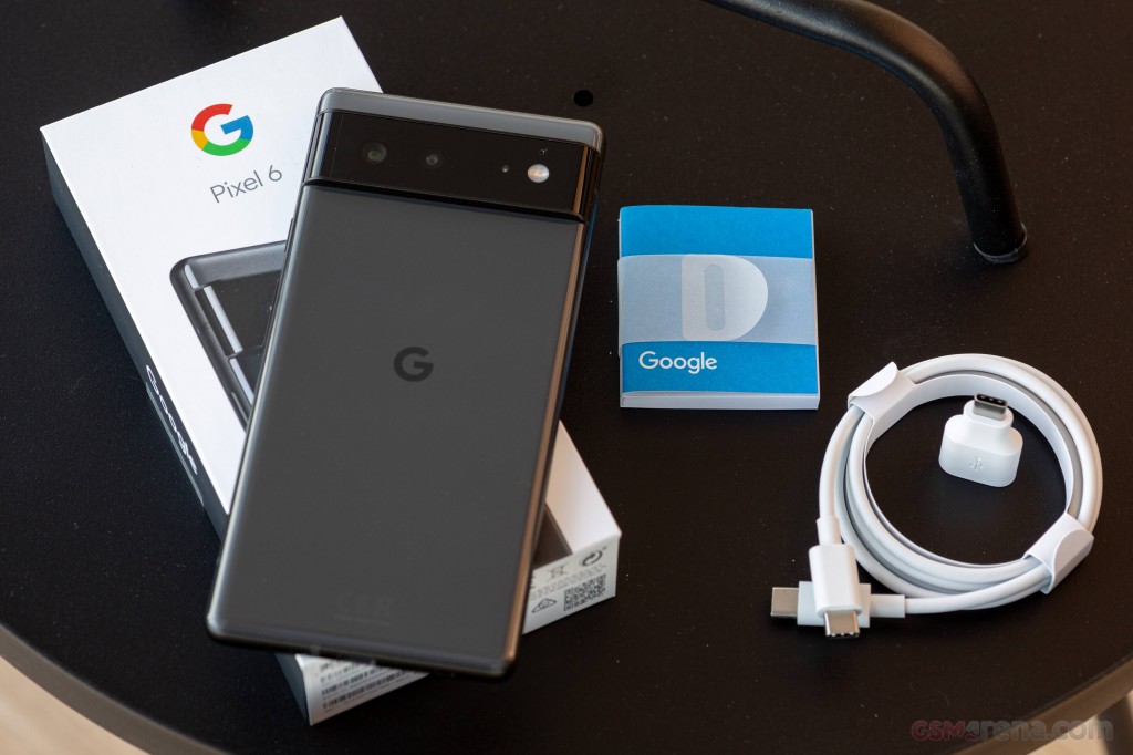 Google Pixel 6 hands-on photo 1