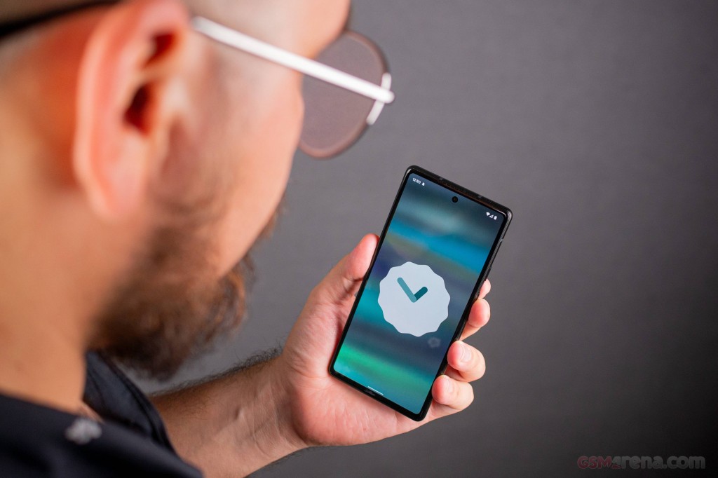 Google Pixel 6a hands-on photo 13