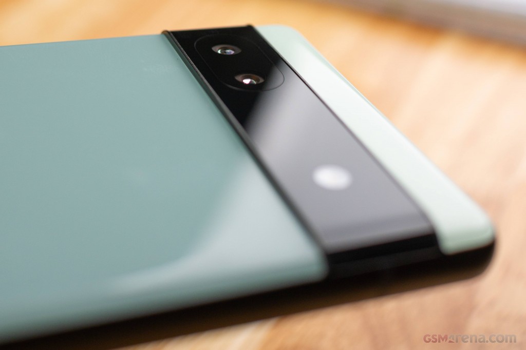 Google Pixel 6a hands-on photo 16