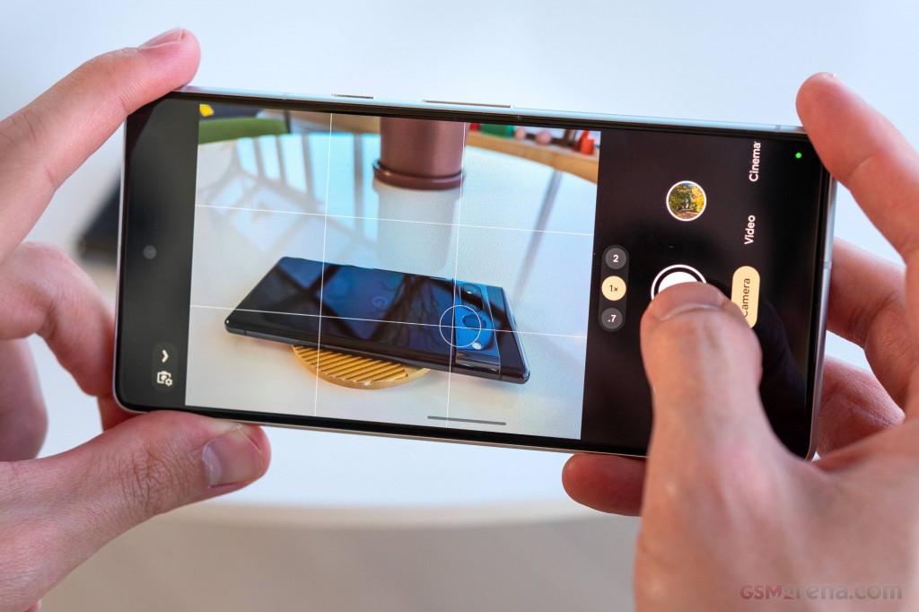 Google Pixel 7 hands-on photo 13