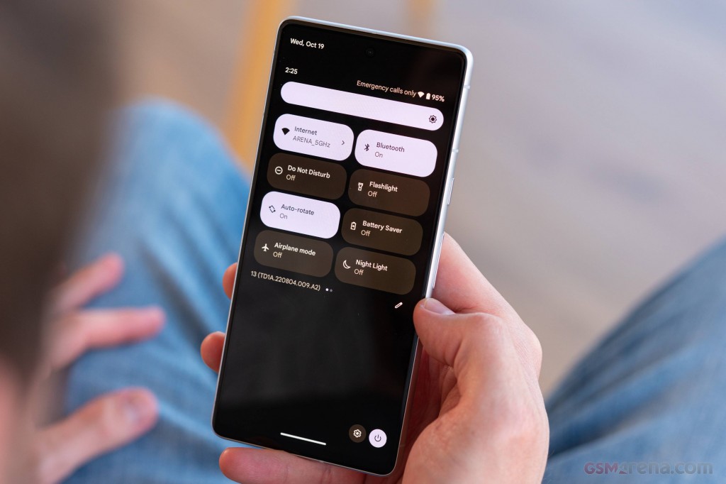 Google Pixel 7 hands-on photo 17