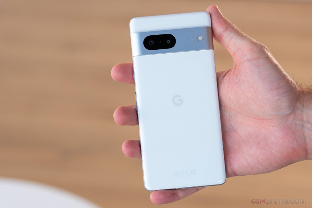 Google Pixel 7 hands-on photo 25