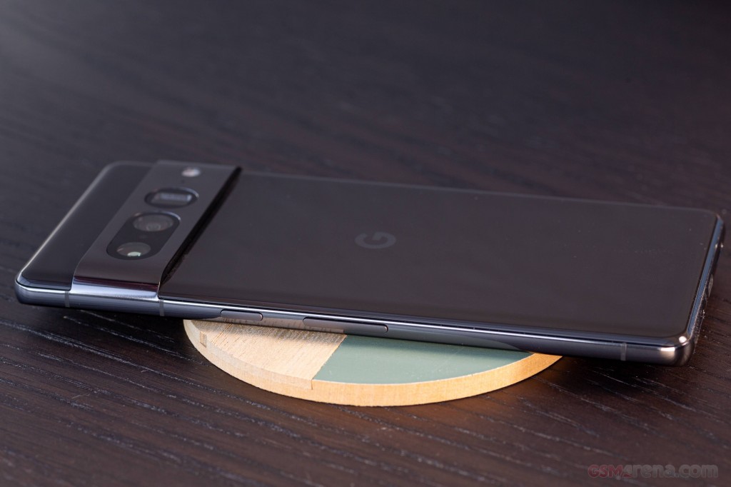 Google Pixel 7 Pro hands-on photo 4