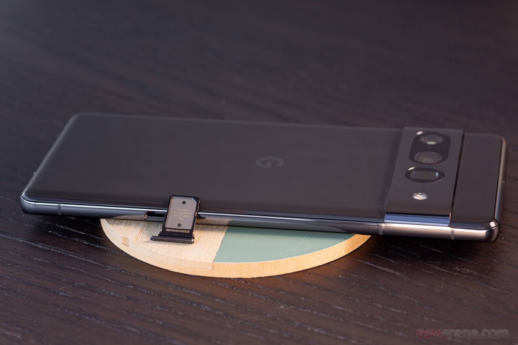 Google Pixel 7 Pro hands-on photo 6
