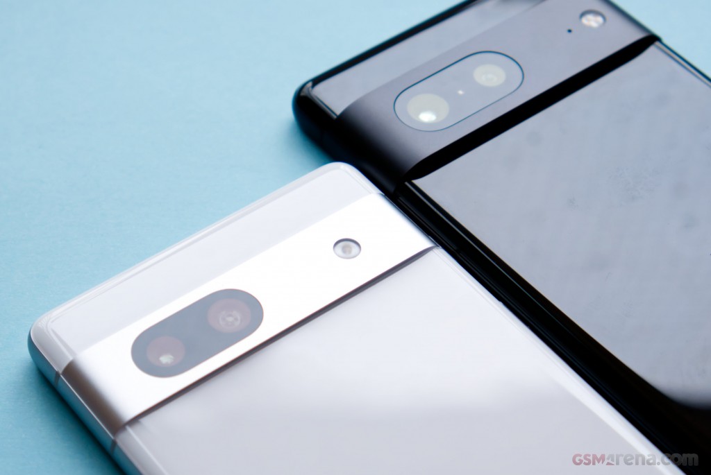 Google Pixel 7a hands-on photo 3
