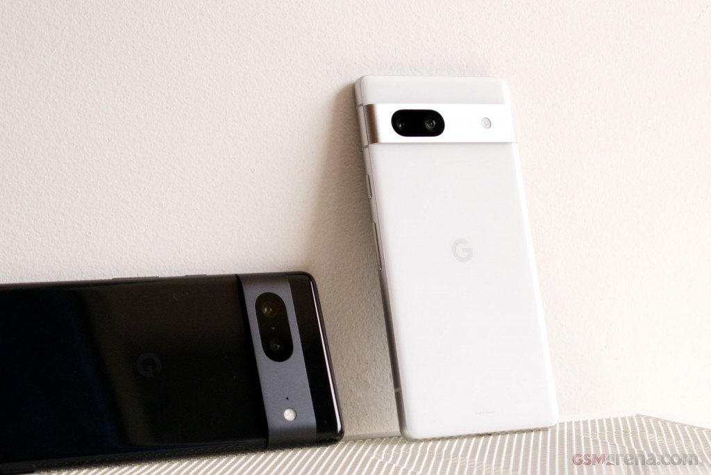 Google Pixel 7a hands-on photo 13