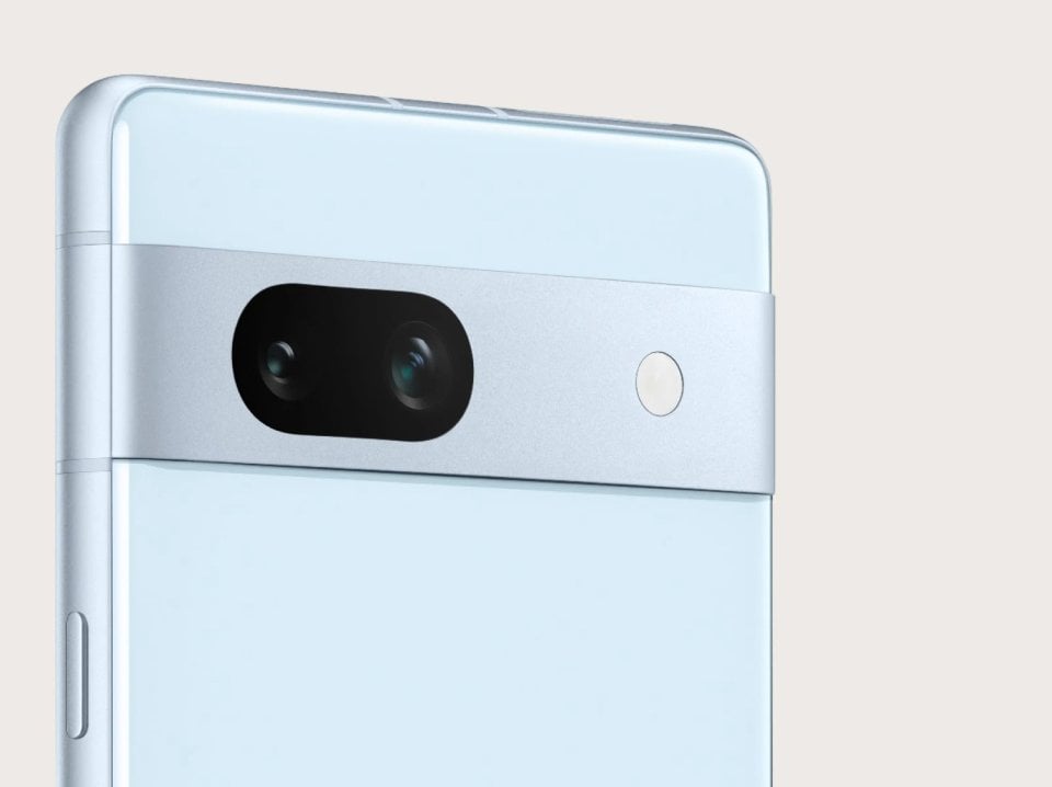 Google Pixel 7a view 19