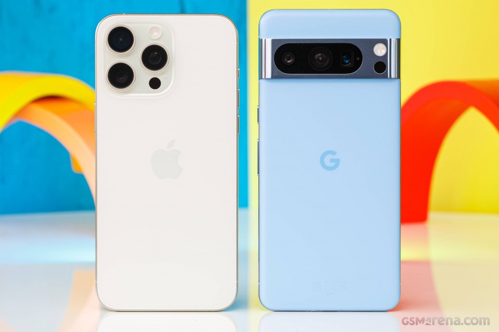 Google Pixel 8 Pro hands-on photo 4