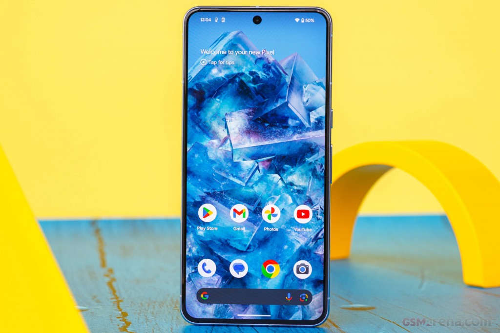 Google Pixel 8 Pro hands-on photo 12