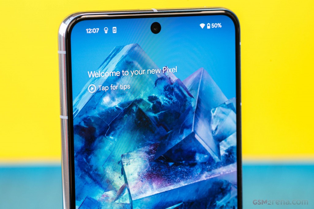 Google Pixel 8 Pro hands-on photo 15