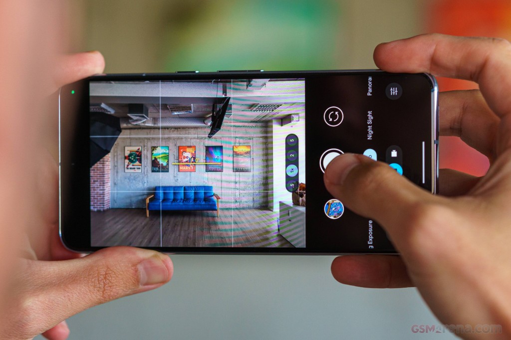 Google Pixel 8 Pro hands-on photo 29