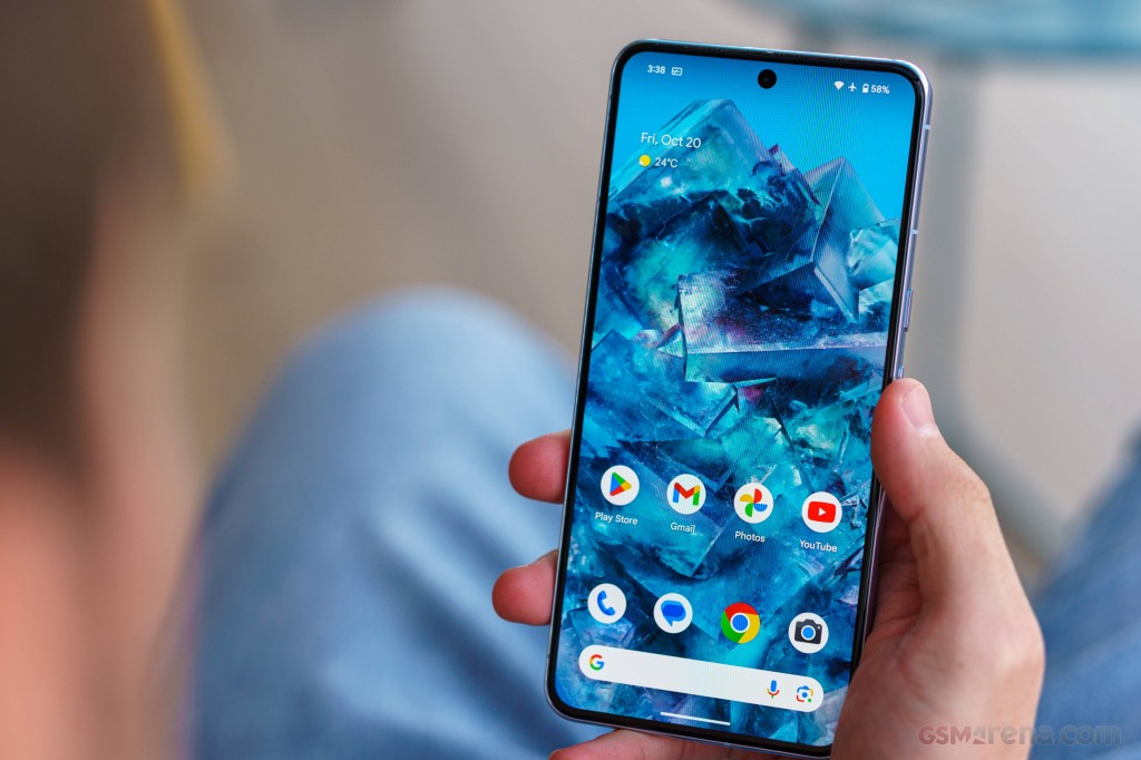 Google Pixel 8 Pro hands-on photo 32