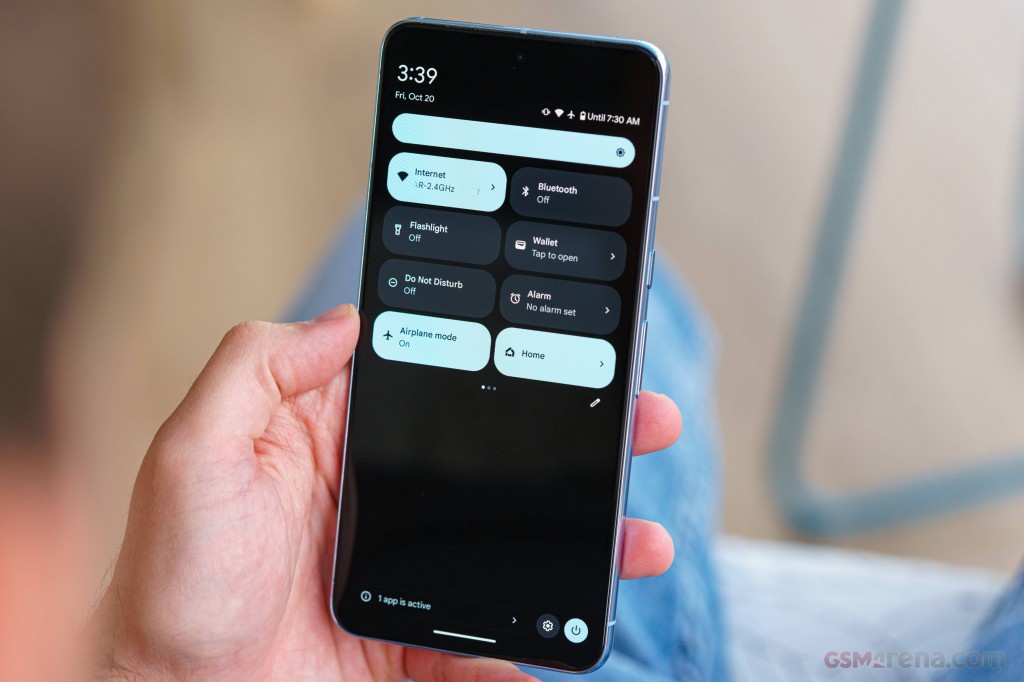 Google Pixel 8 Pro hands-on photo 34