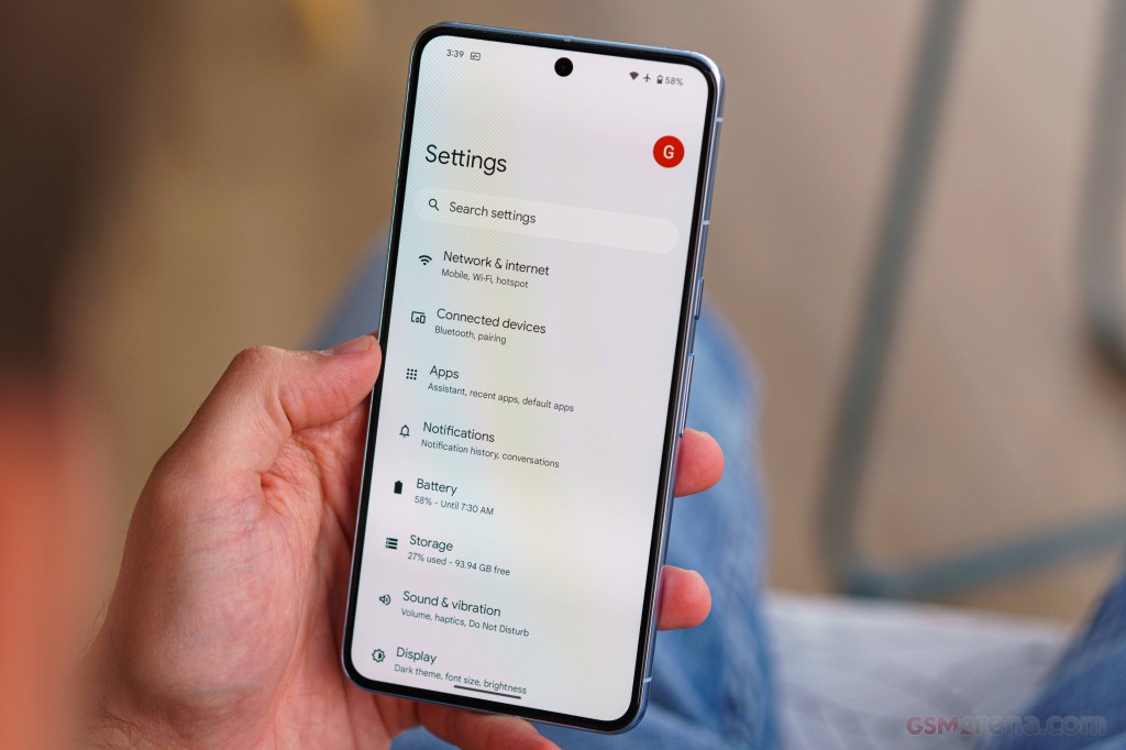 Google Pixel 8 Pro hands-on photo 35